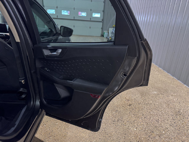 Used 2020 Ford Escape SE AWD/4WD image 25