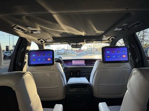 Used 2026 Cadillac Escalade Platinum Sport image 12