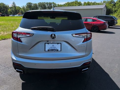Used 2025 Acura RDX SH-AWD w/ Technology Package image 4