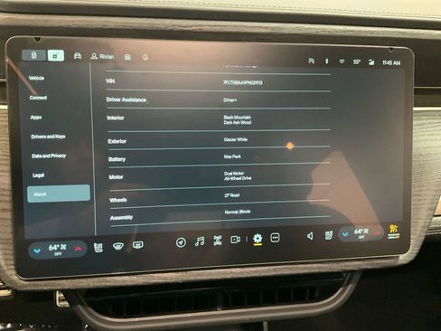 Used 2023 Rivian R1T Adventure image 12