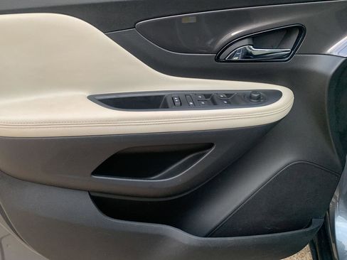 Used 2020 Buick Encore Preferred image 10