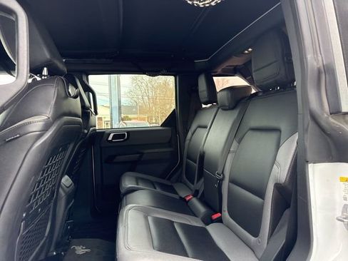 Used 2023 Ford Bronco Big Bend w/ Sasquatch Package image 11