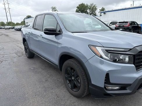 Used 2022 Honda Ridgeline Black Edition image 2