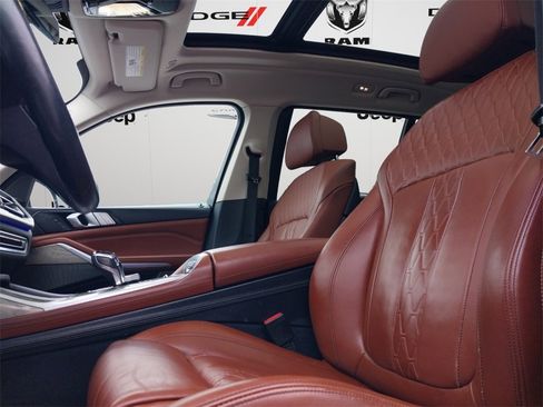 Used 2019 BMW X7 xDrive40i w/ Premium Package image 7