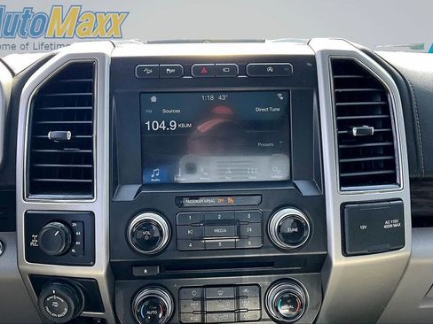 Used 2018 Ford F150 Lariat w/ Equipment Group 502A Luxury AWD/4WD image 16