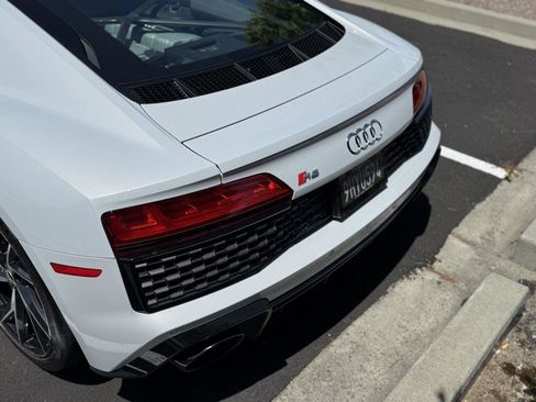 Certified 2023 Audi R8 V10 performance w/ Premium Package RWD image 43