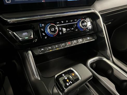 Used 2024 GMC Sierra 1500 Denali Ultimate image 41