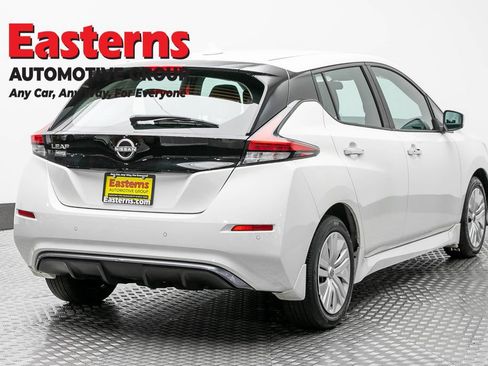 Used 2023 Nissan Leaf S FWD image 5