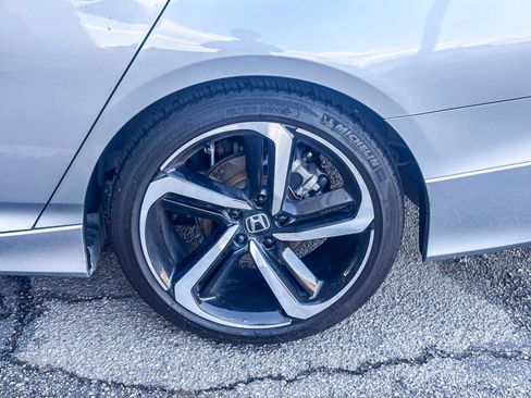 Used 2022 Honda Accord Sport image 12