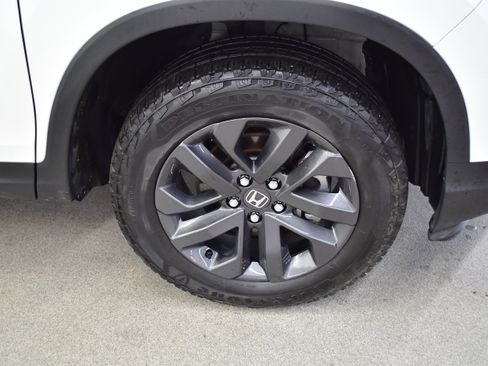 Used 2023 Honda Ridgeline Sport image 37