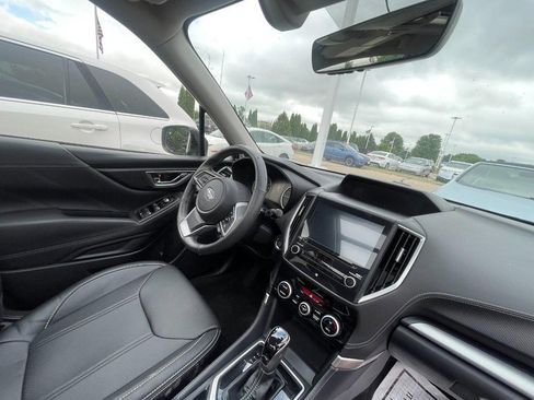 Used 2019 Subaru Forester Limited AWD/4WD image 6