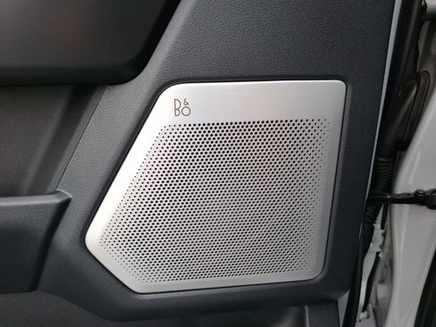 Used 2025 Ford F150 Raptor image 9