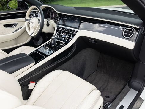 Used 2020 Bentley Continental GT AWD/4WD image 4