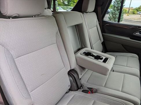 Used 2022 GMC Yukon SLE RWD image 18