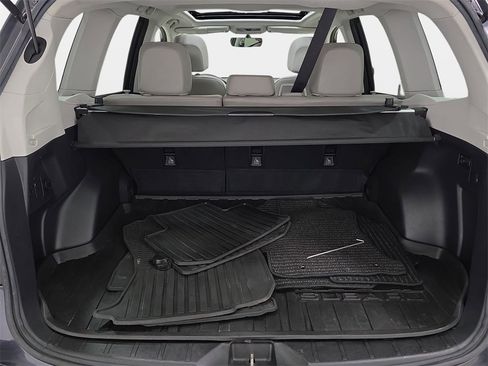 Used 2017 Subaru Forester 2.5i Limited image 34