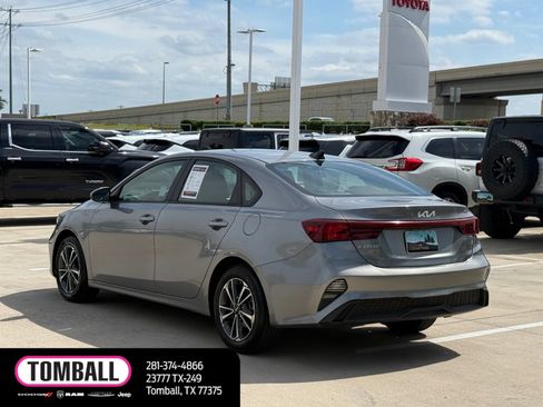 Used 2023 Kia Forte LXS FWD image 7