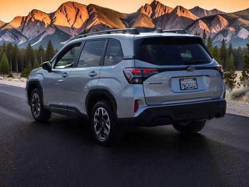 Certified 2026 Subaru Forester Premium AWD/4WD image 5
