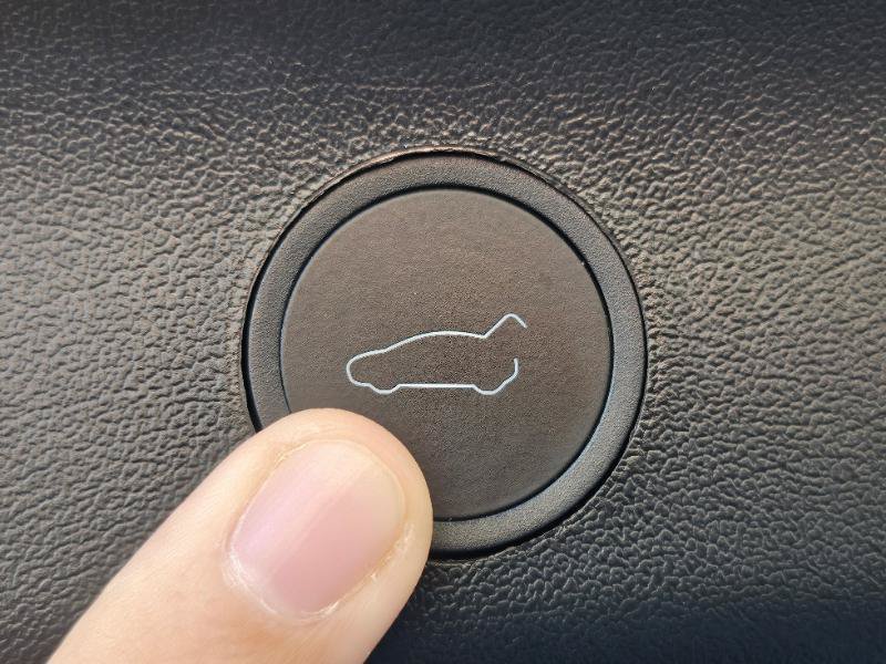 Used 2023 Tesla Model Y AWD image 73
