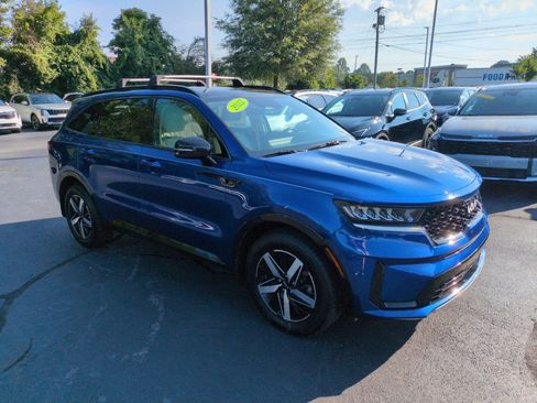 Used 2022 Kia Sorento S w/ Panoramic Sunroof Package FWD image 1