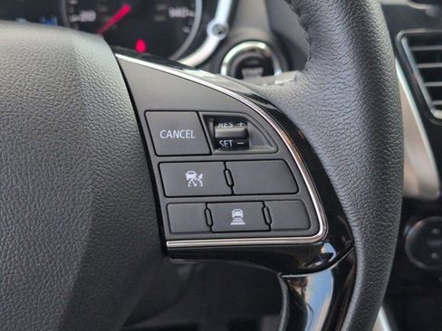 Used 2025 Mitsubishi Eclipse Cross SE AWD/4WD image 22