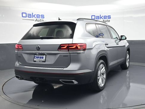 Used 2023 Volkswagen Atlas SE AWD/4WD image 7