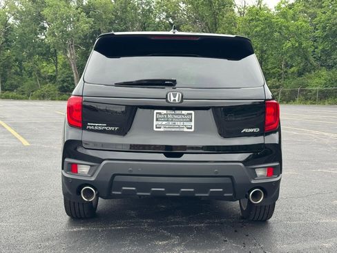 Used 2024 Honda Passport EX-L image 6