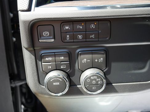 New 2025 Chevrolet Tahoe Premier image 11