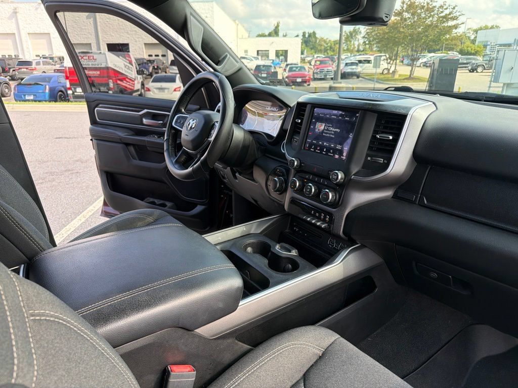 Used 2019 RAM 1500 Big Horn AWD/4WD image 19