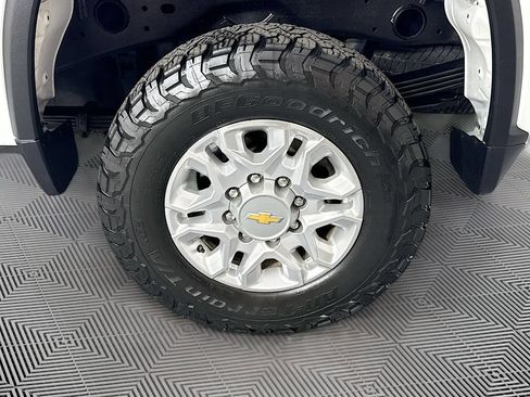 Used 2022 Chevrolet Silverado 2500 LT w/ Fleet Comfort Package AWD/4WD image 27