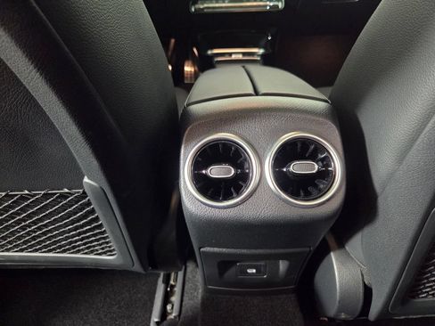 Used 2024 Mercedes-Benz CLA 35 AMG 4MATIC image 25
