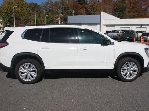 New 2025 GMC Acadia Elevation w/ Elevation Premium Package image 10