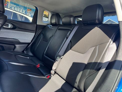 Used 2022 Jeep Compass Latitude w/ Convenience Group image 12