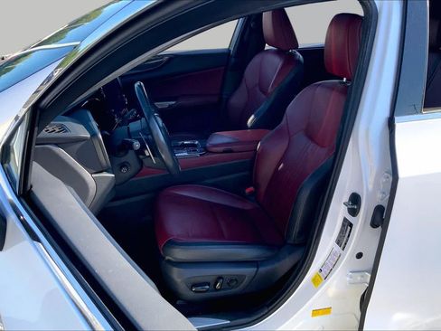 Used 2023 Lexus NX 250 FWD image 8