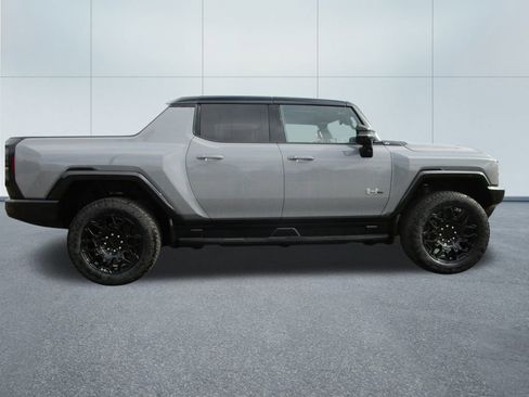 New 2026 GMC Hummer EV 2X image 6