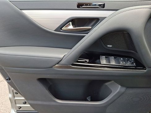 Used 2024 Lexus LX 600 F Sport AWD/4WD image 25