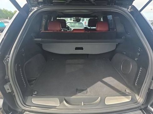 Used 2018 Jeep Grand Cherokee Trackhawk AWD/4WD image 9