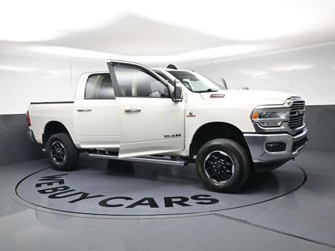 Used 2024 RAM 2500 Laramie AWD/4WD image 23
