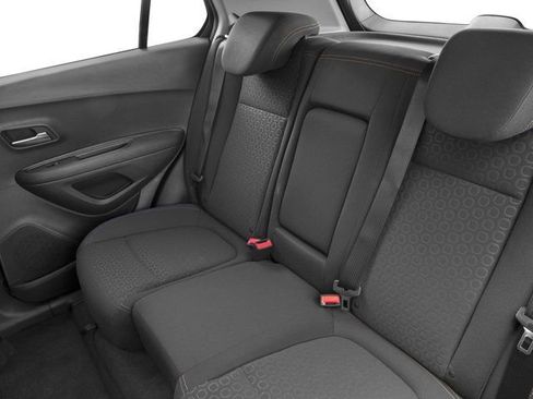 Used 2017 Chevrolet Trax LS FWD image 17