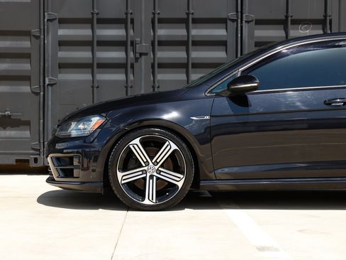 Used 2016 Volkswagen Golf R 4-Door AWD/4WD image 27
