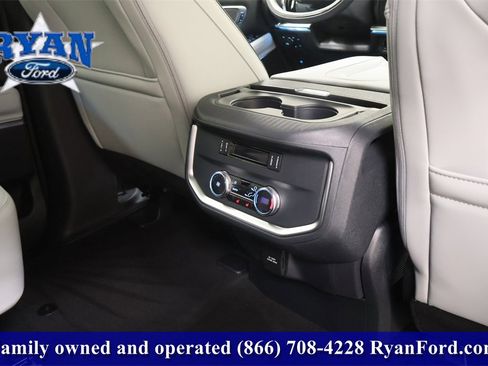 New 2025 Ford Expedition Max Platinum w/ Platinum Ultimate Package image 15