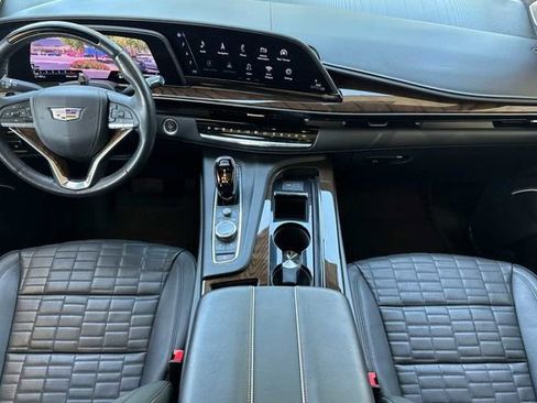 Certified 2023 Cadillac Escalade ESV Sport Platinum w/ LPO, ONYX Package AWD/4WD image 13