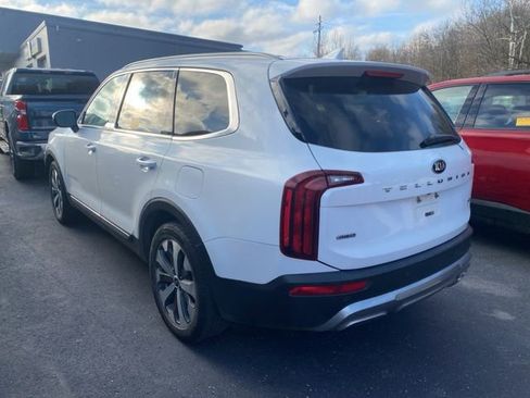 Used 2020 Kia Telluride S w/ S 8 Passenger Seating Package image 7