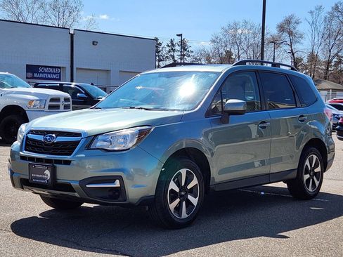Used 2017 Subaru Forester 2.5i Premium image 7