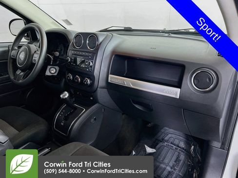 Used 2017 Jeep Compass Sport w/ Power Value Group AWD/4WD image 25