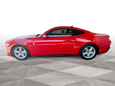 Used 2026 Ford Mustang Premium RWD image 5