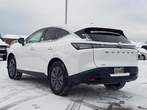 Certified 2025 Nissan Murano SV image 5