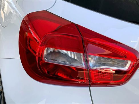 Certified 2020 Mercedes-Benz GLA 250 4MATIC image 28