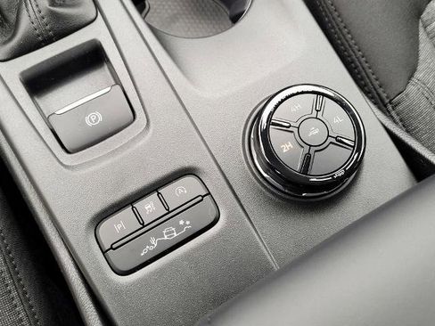 New 2025 Ford Ranger XLT image 25