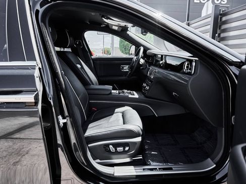 Used 2023 Rolls-Royce Ghost AWD/4WD image 20