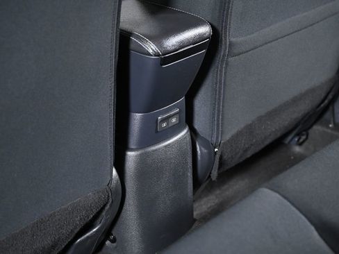 Used 2024 Nissan Versa S w/ S Plus Package image 27